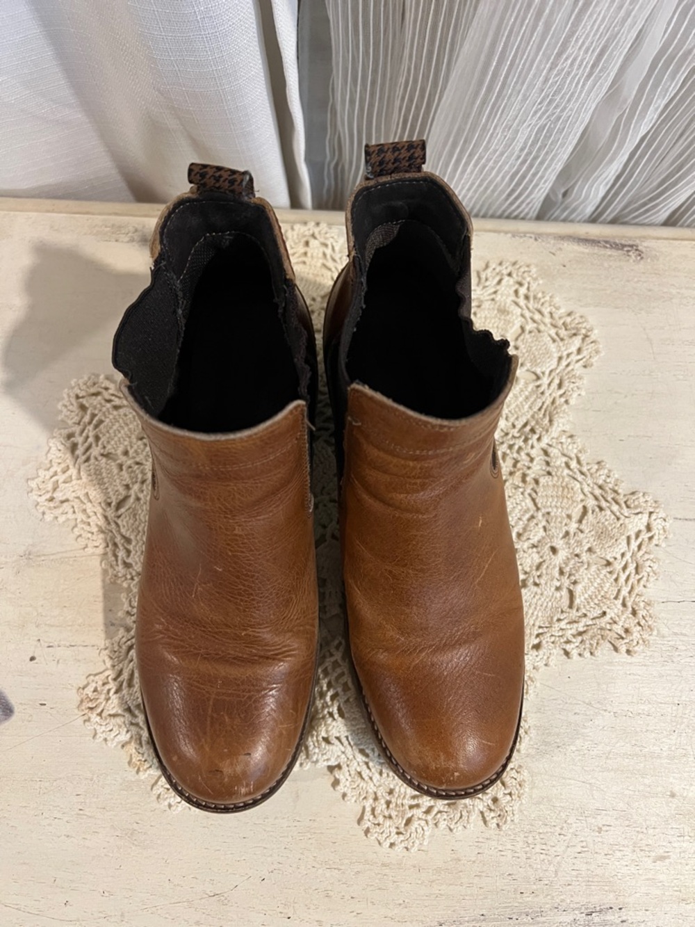 Boutique Brown Leather Chelsea Boots Chunky Heel Lug Sole Made In Portugal Size8 - Picture 4 of 16